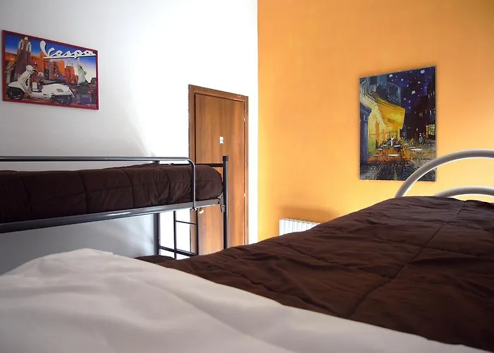 Hostel California