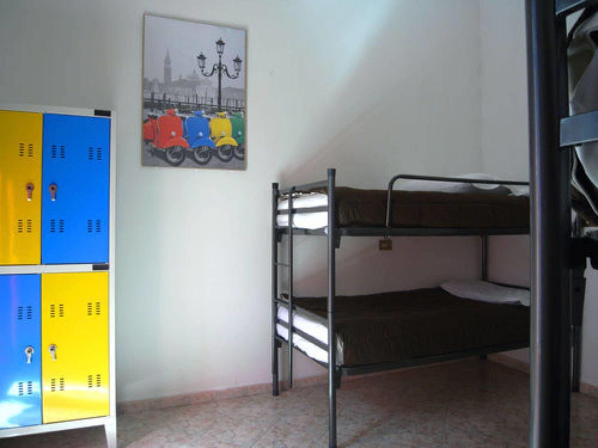 Albergue California Milão
